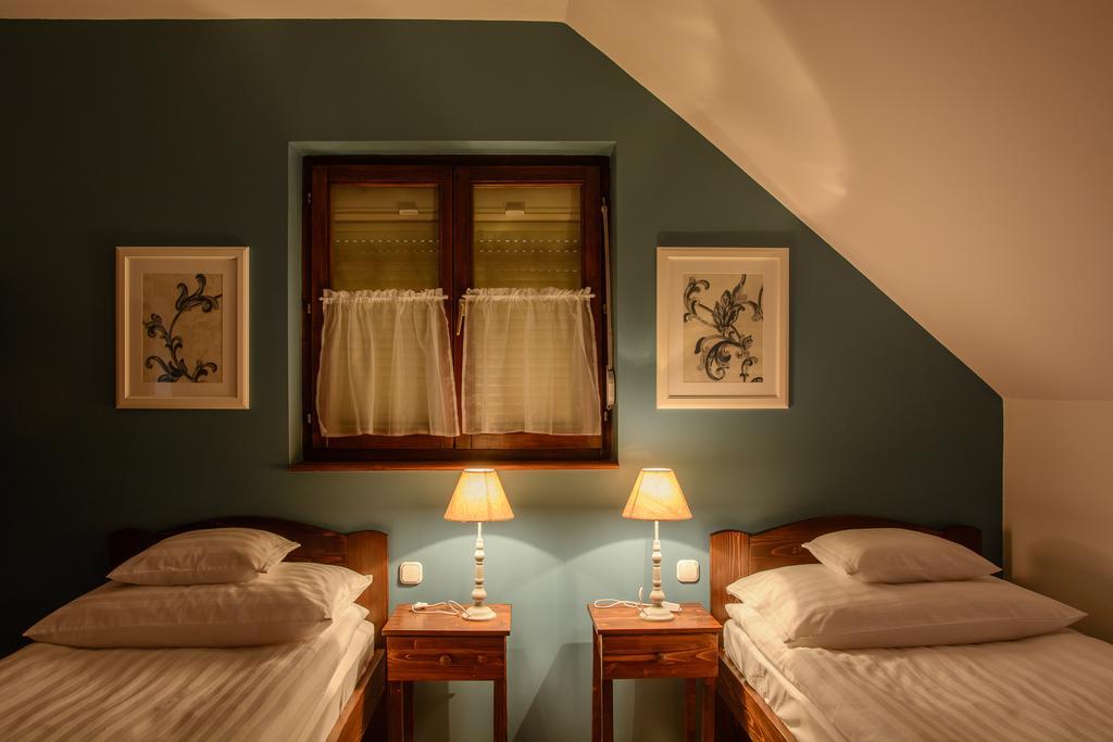 Toszkana Apartman Eger Bagian luar foto